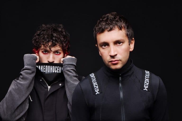 TWENTY ONE PILOTS RELEASE OFFICIAL SONG AND VIDEO FOR “DRAG PATH”